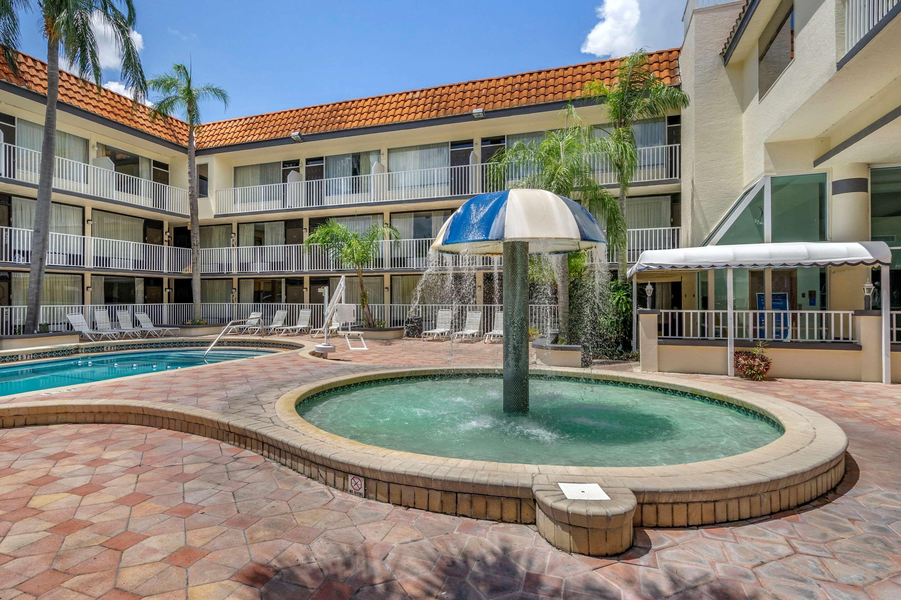 Rodeway Inn Central Clearwater Beach 외부 사진