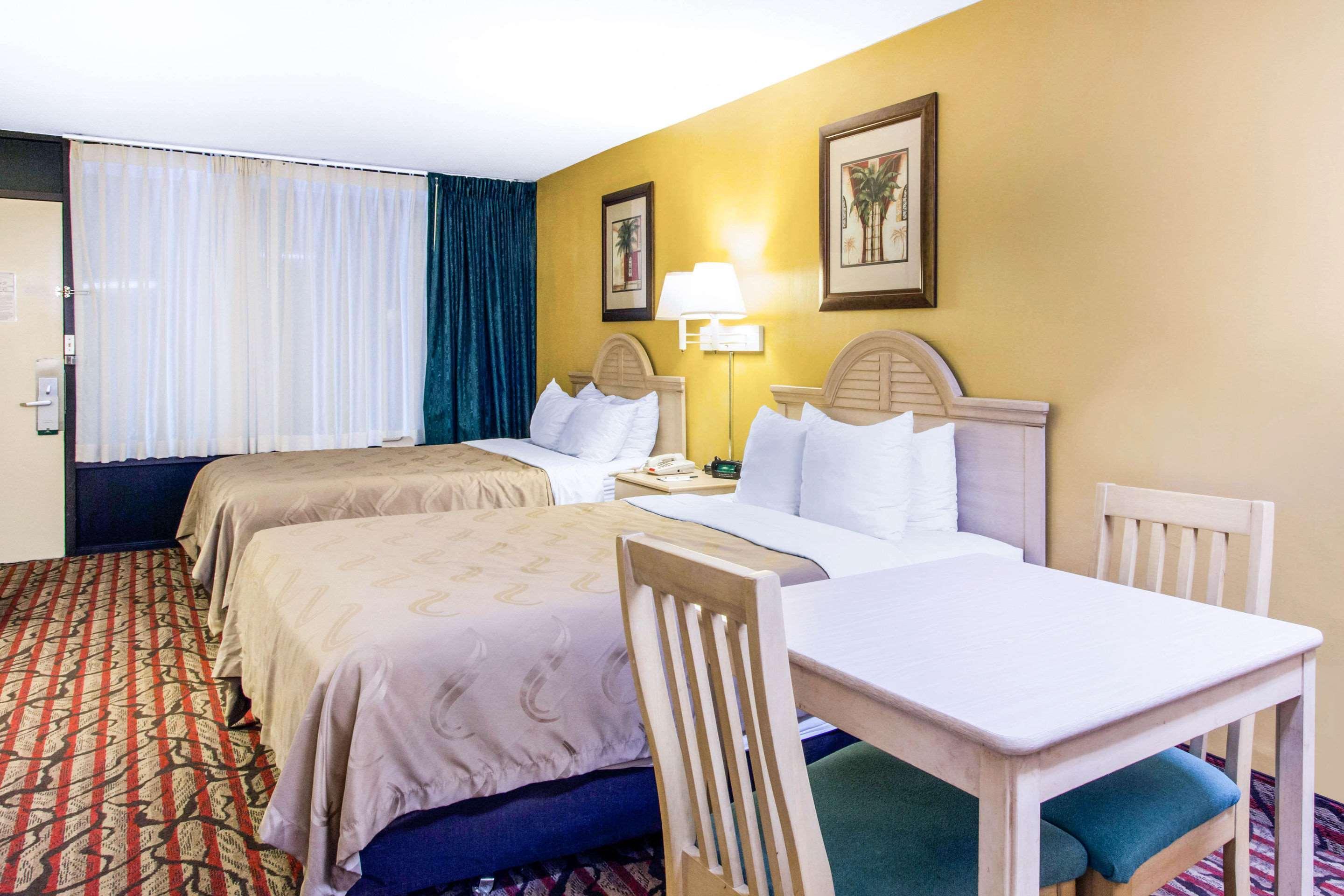 Rodeway Inn Central Clearwater Beach 외부 사진